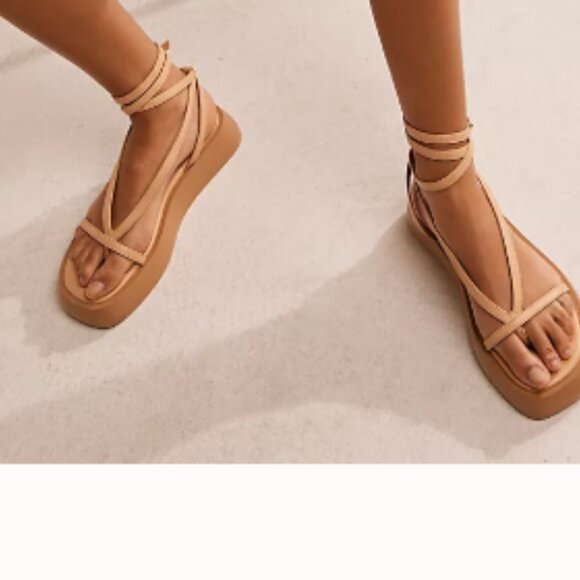 new FREE PEOPLE Winnie Wrap Flatform  in  Vachetta  (252) - Picture 9 of 16